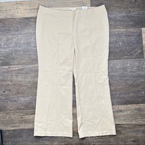 NWOT Chico’s Flatters beige straight wide leg casual chino pants sz 20 short